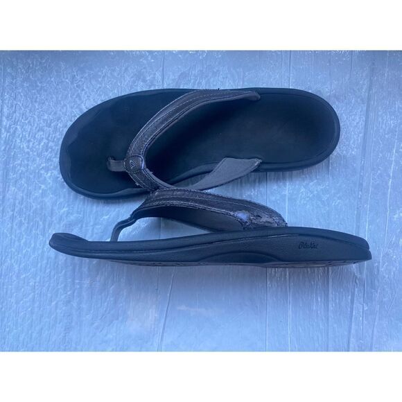 Olukai Women’s Metallic Gray Flip Flop Sz 9 US - Picture 2 of 9